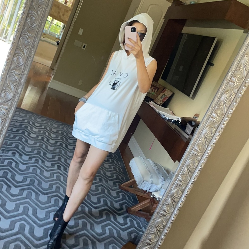 Gym  oversized white vests t19